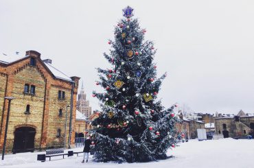 Sāksies festivāls „Ziemassvētku egļu ceļš”