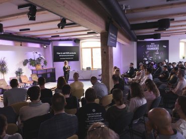 Semināru un pasākumu telpa “Startup House Riga” atrodas Lastādijas ielā 12, korpuss – 3 